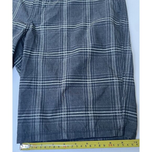 Hurley Phantom Men's Shorts Size 34 Gray Plaid Inseam 10.5” - Picture 3 of 8